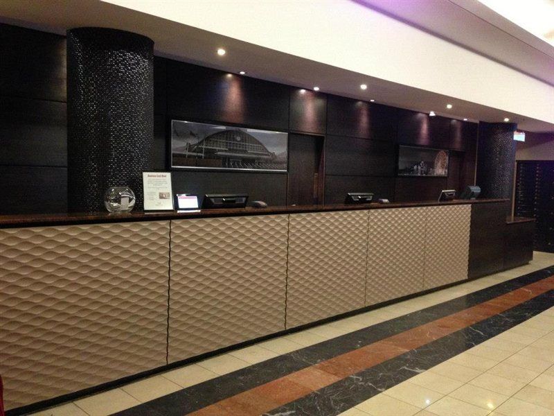 曼城中心朱丽斯酒店 曼彻斯特 外观 照片